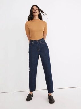 High-Rise Straight Leg Jeans in Dark Indigo
